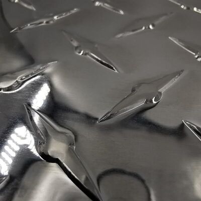 kopen 1/8“ Dun Lassenaluminium Diamond Plate Custom Cut Polish 4 X 10 4 X 8 Betreden 5052 online vervaardiging
